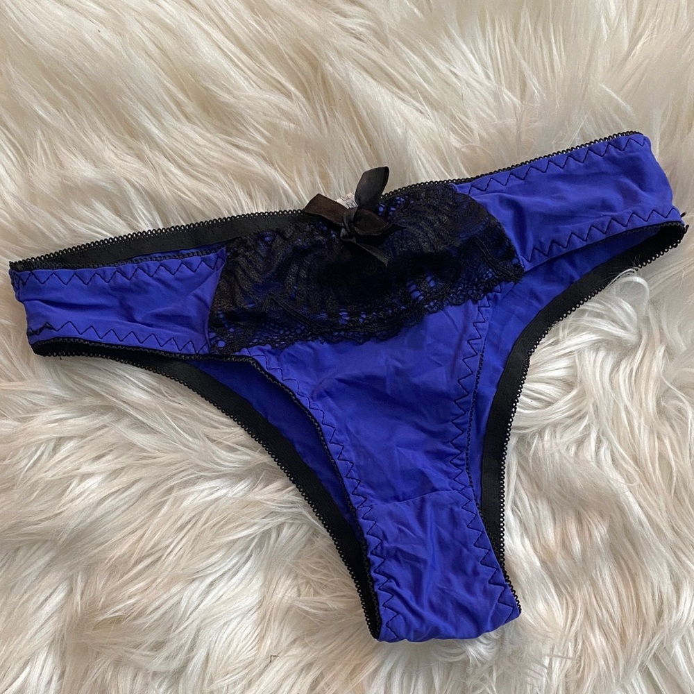 Vintage Sexy second skin cheeky panties
